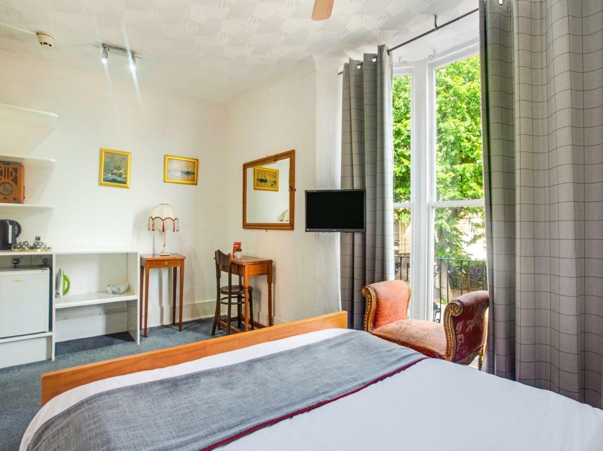 ברייטון Oyo Avalon Lifestyle Guest House מראה חיצוני תמונה