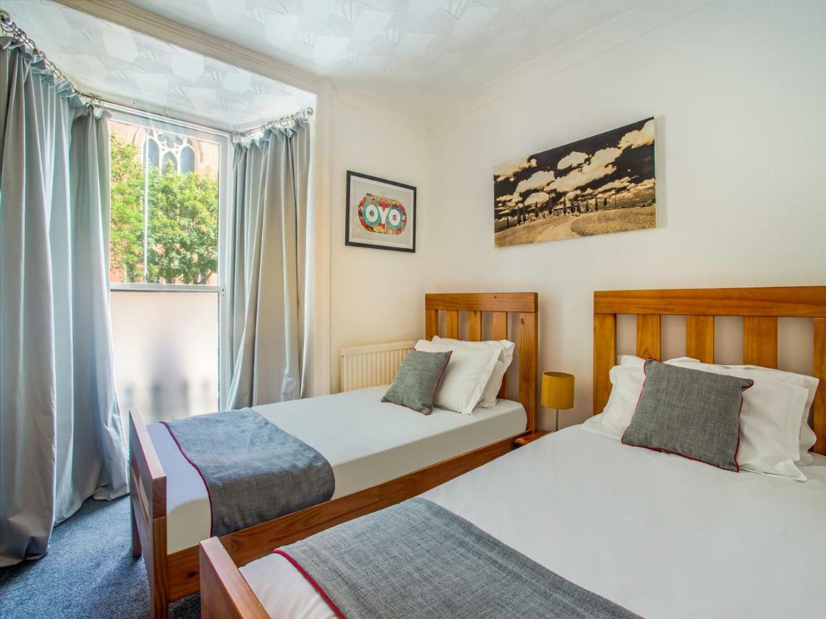 ברייטון Oyo Avalon Lifestyle Guest House מראה חיצוני תמונה