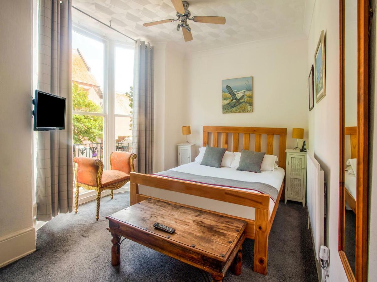 ברייטון Oyo Avalon Lifestyle Guest House מראה חיצוני תמונה